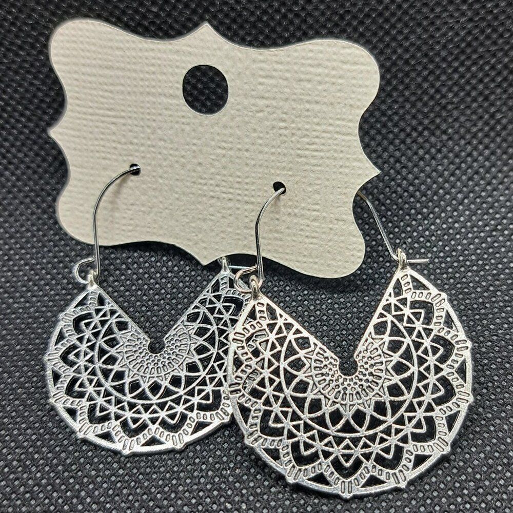 Silver Tone Metal Lacework Hoop Earrings- NWOT